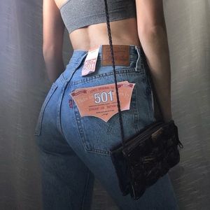 SOLD❣️ LEVIS DEAD-STOCK 501 JEANS 🍂✨